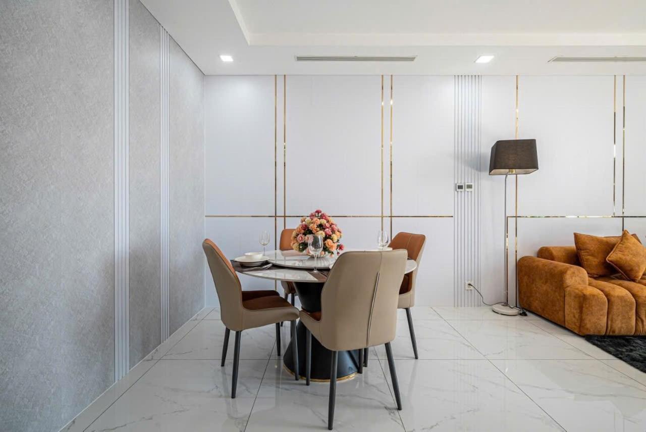 Căn hộ Bedrooms At Landmark - Vinhomes