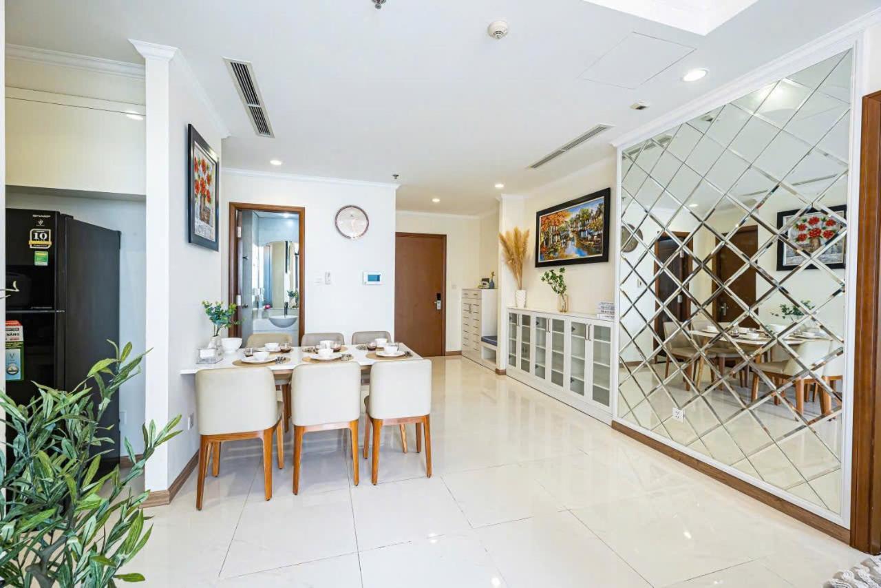 Căn hộ Bedrooms At Landmark - Vinhomes
